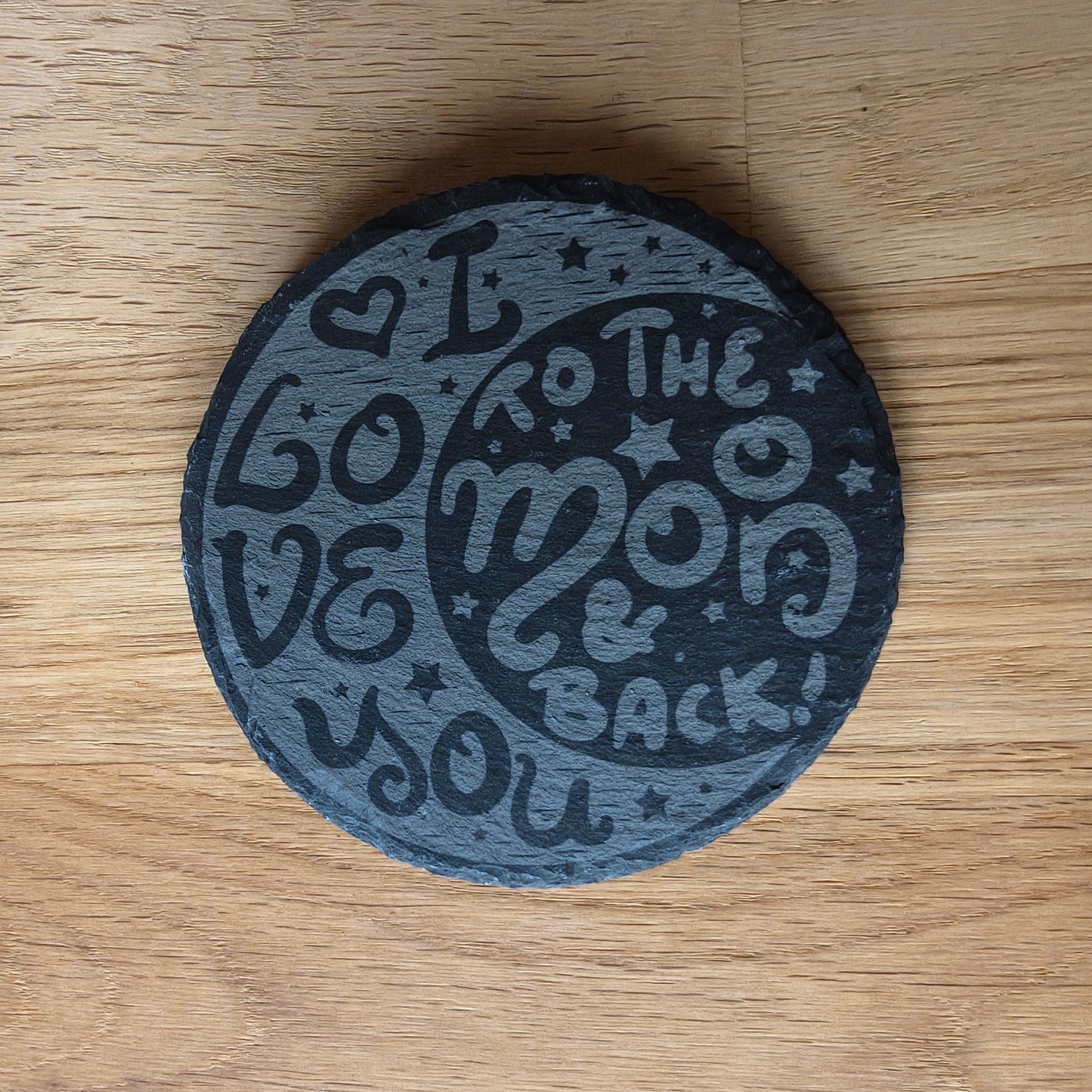 Schieferuntersetzer "Love you to the Moon" | Lasergravur | Romantisches Geschenk