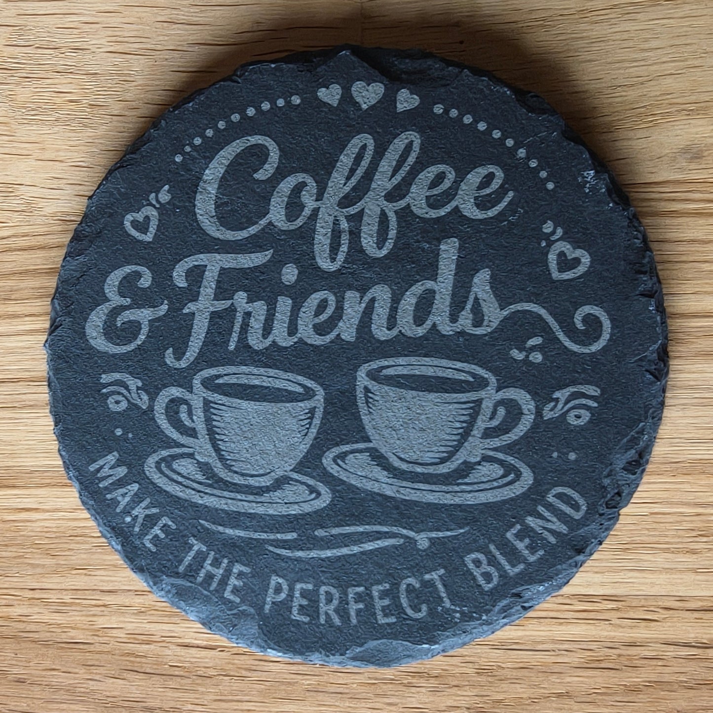 Schieferuntersetzer "Coffee & Friends" | Lasergravur | Geschenk für Kaffeeliebhaber